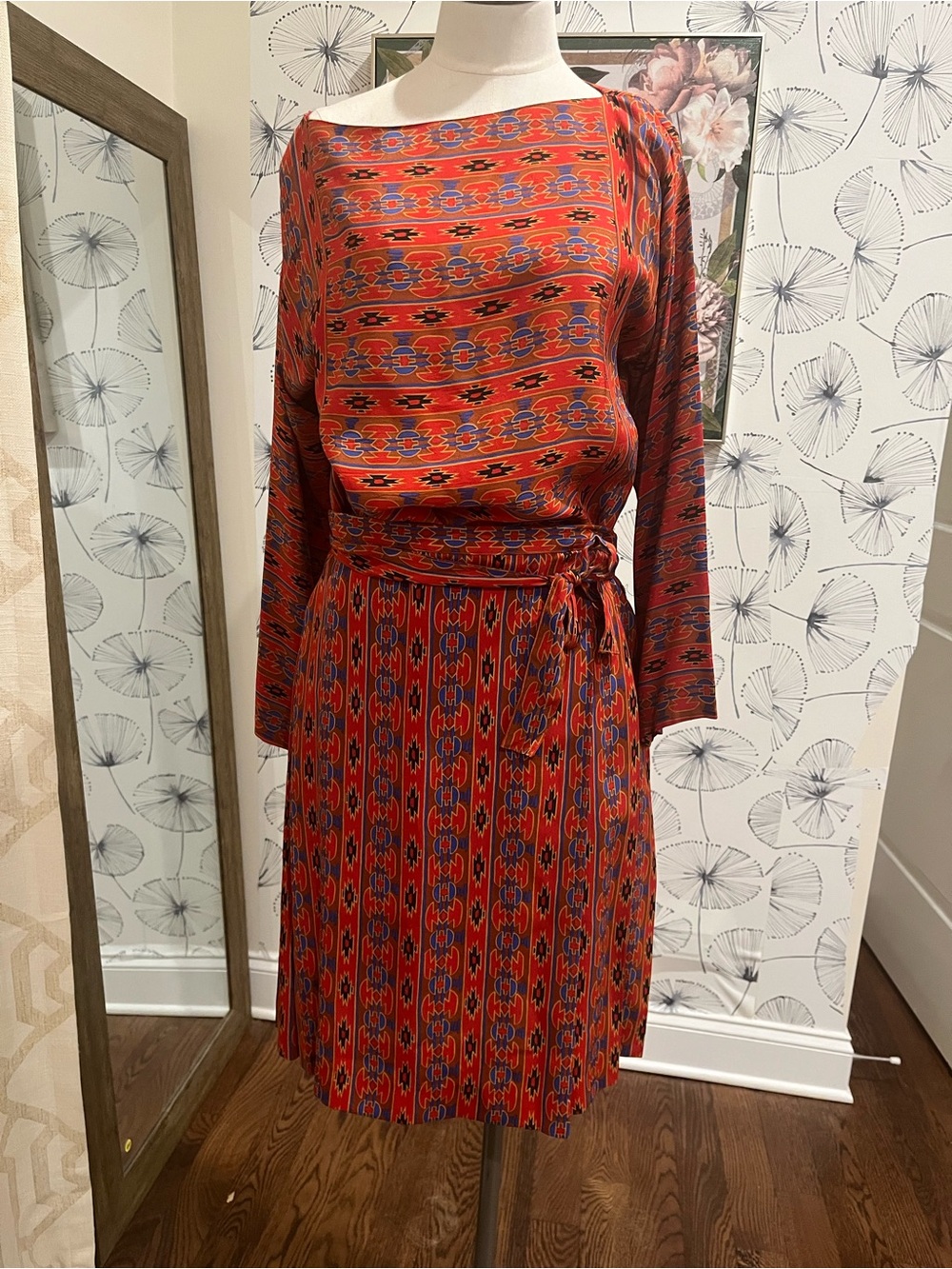 Guy Laroche Paris vtg top/skirt 100silk